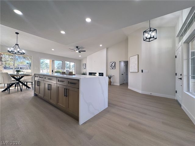 8925 Litchfield Avenue, Las Vegas, NV 89134