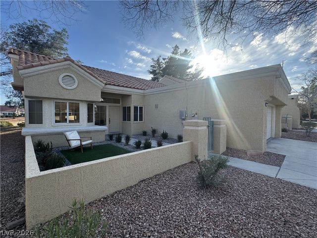 8925 Litchfield Avenue, Las Vegas, NV 89134