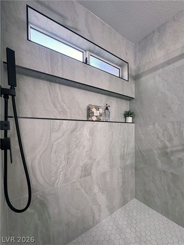 8925 Litchfield Avenue, Las Vegas, NV 89134