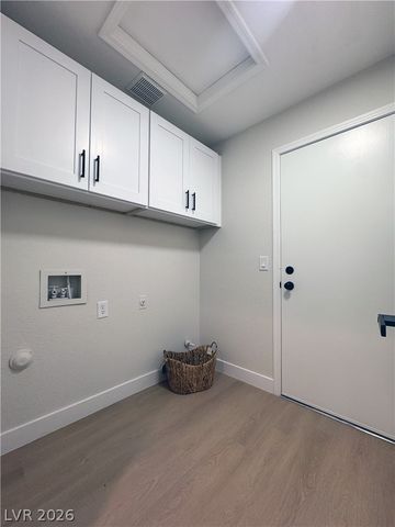 8925 Litchfield Avenue, Las Vegas, NV 89134