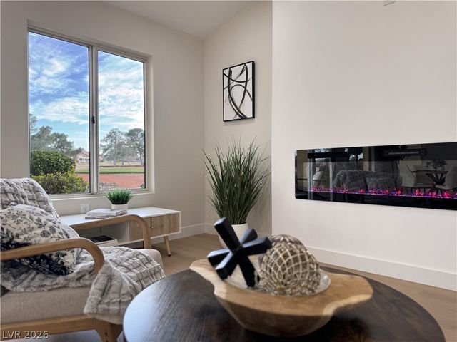 8925 Litchfield Avenue, Las Vegas, NV 89134