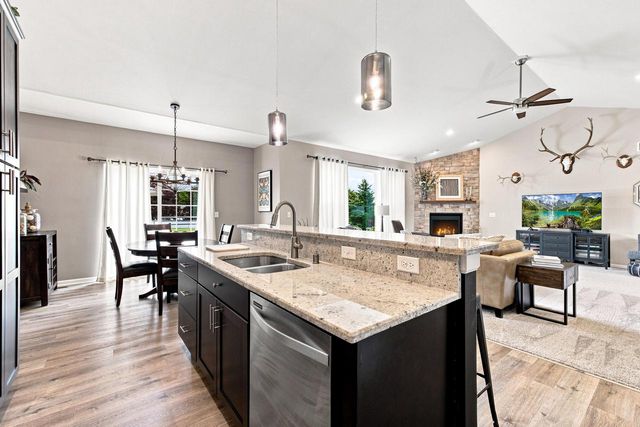 4817 Copper Leaf BOULEVARD, Mount Pleasant, WI 53403