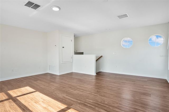 432 YORK DALE DRIVE, Ruskin, FL 33570