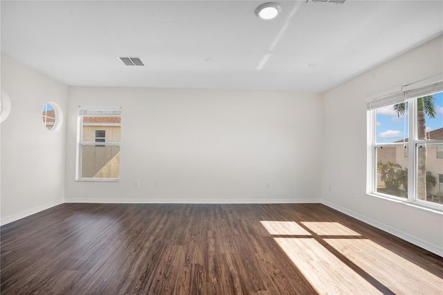 432 YORK DALE DRIVE, Ruskin, FL 33570