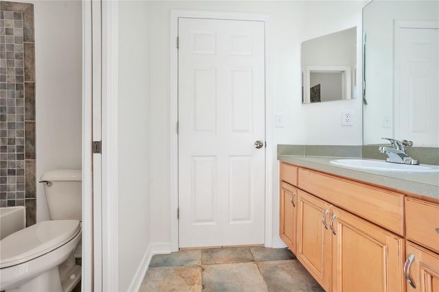 432 YORK DALE DRIVE, Ruskin, FL 33570