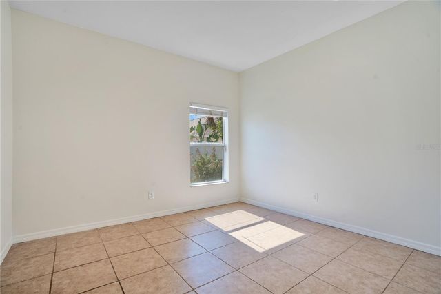 432 YORK DALE DRIVE, Ruskin, FL 33570