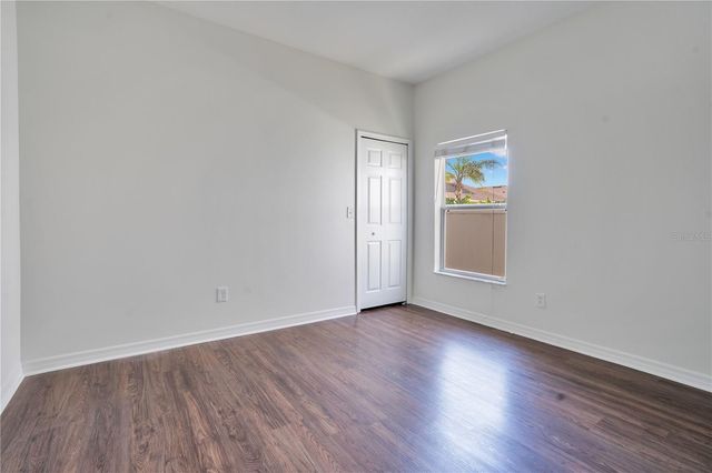 432 YORK DALE DRIVE, Ruskin, FL 33570