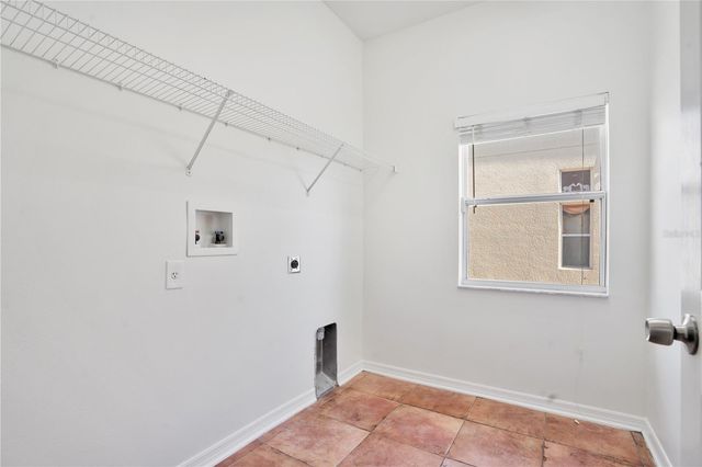 432 YORK DALE DRIVE, Ruskin, FL 33570