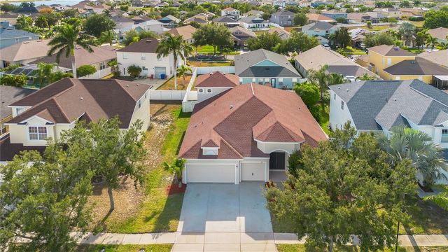 432 YORK DALE DRIVE, Ruskin, FL 33570