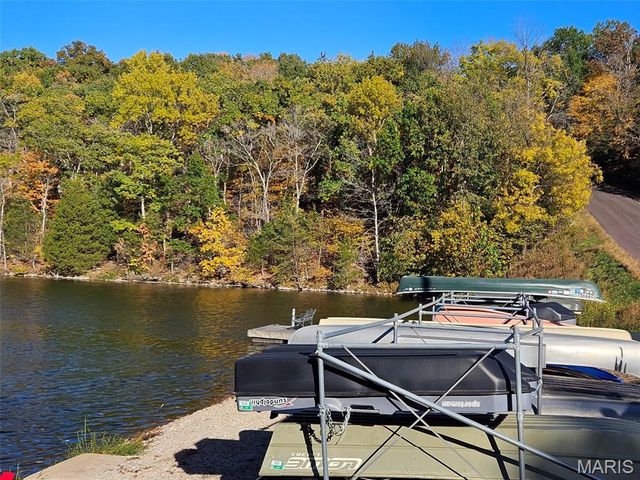 138 N Lake Sherwood Dr., Lake Sherwood, MO 63357