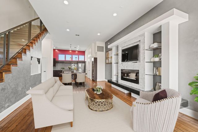 1304 W Dallas Street, Houston, TX 77019