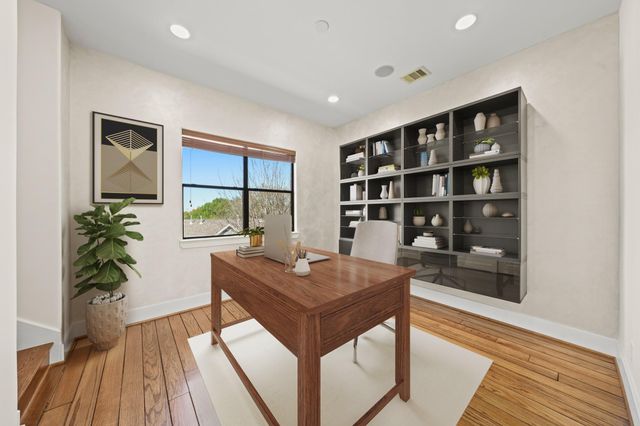 1304 W Dallas Street, Houston, TX 77019