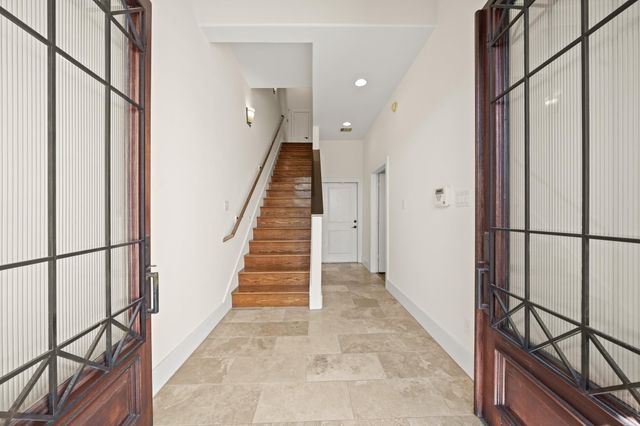 1304 W Dallas Street, Houston, TX 77019