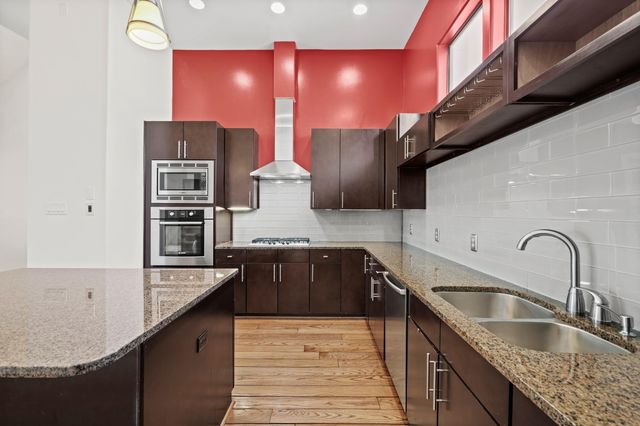 1304 W Dallas Street, Houston, TX 77019