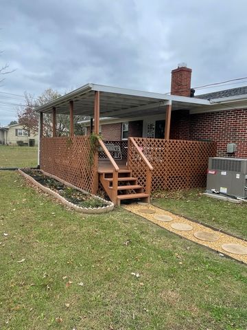 3912 Smithville Hwy, Mcminnville, TN 37110