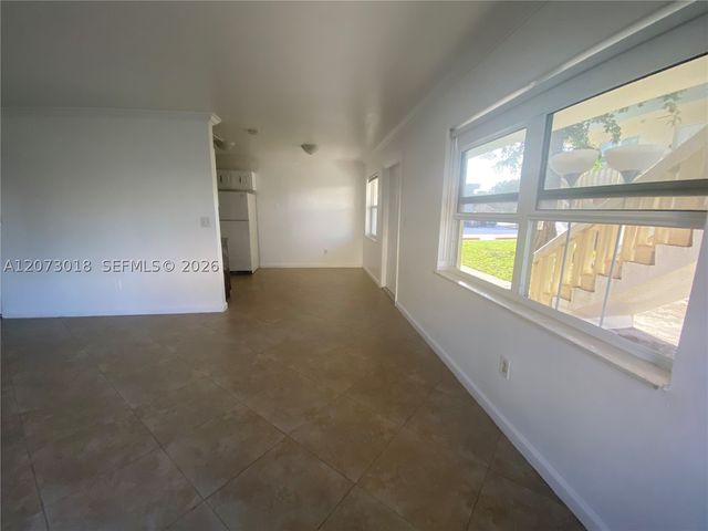3670 SW 60th Ave 2, Davie, FL 33314