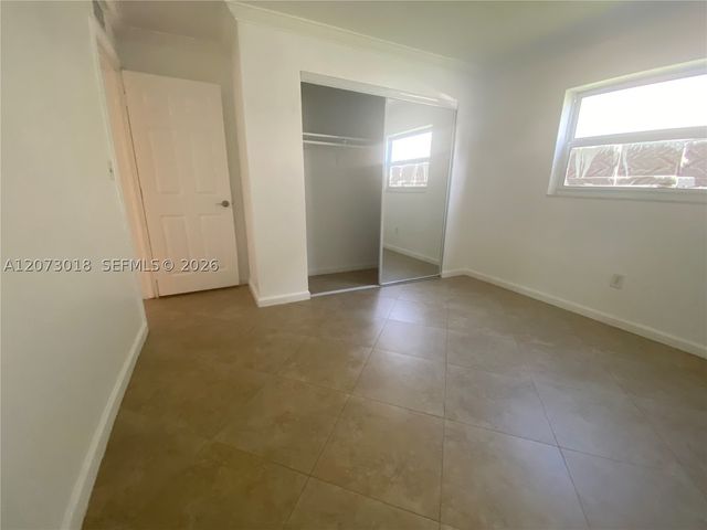3670 SW 60th Ave 2, Davie, FL 33314