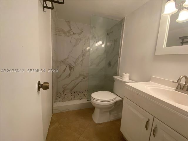 3670 SW 60th Ave 2, Davie, FL 33314