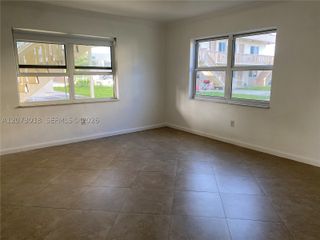3670 SW 60th Ave 2, Davie, FL 33314