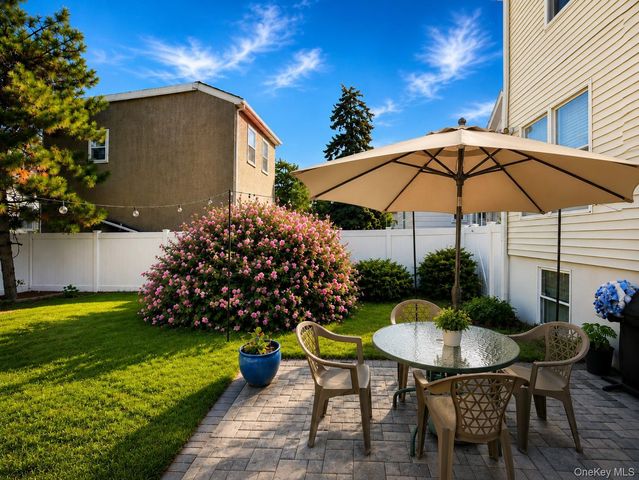 307 N Terrace Avenue, Mount Vernon, NY 10550