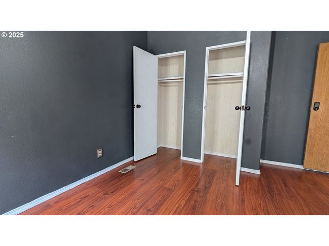 751 Sw TILLICUM Dr, Waldport, OR 97394