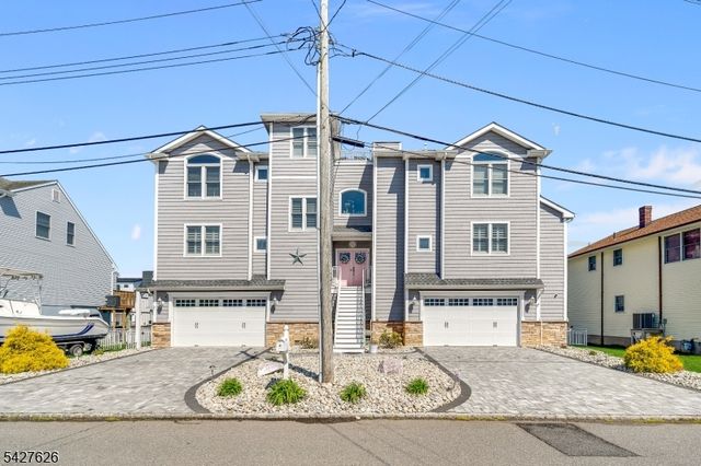 6 Capstan Rd, Ocean Twp., NJ 08758