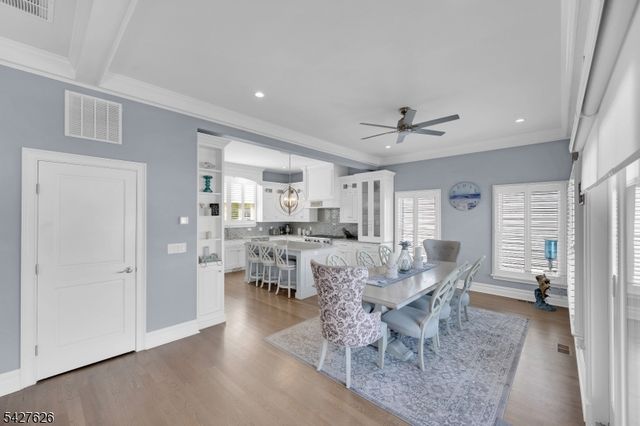 6 Capstan Rd, Ocean Twp., NJ 08758