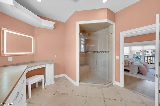 6 Capstan Rd, Ocean Twp., NJ 08758