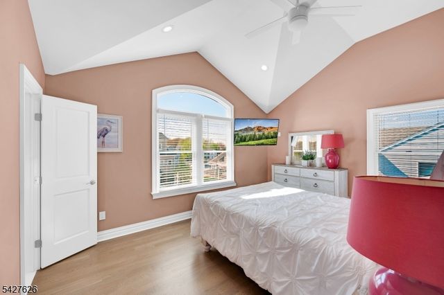 6 Capstan Rd, Ocean Twp., NJ 08758