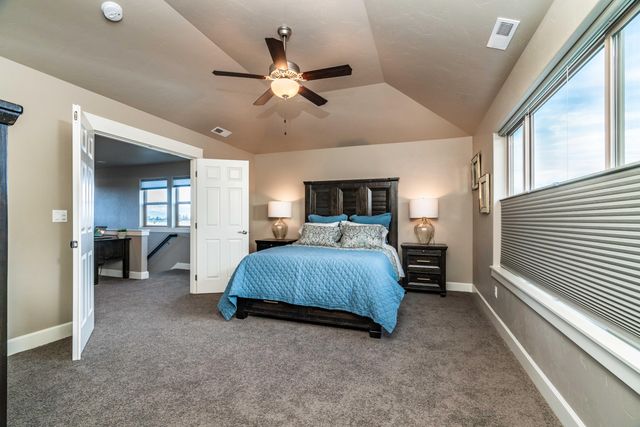 20568 Kira Drive 370, Bend, OR 97702