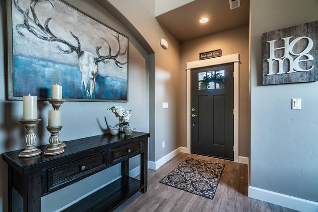 20568 Kira Drive 370, Bend, OR 97702