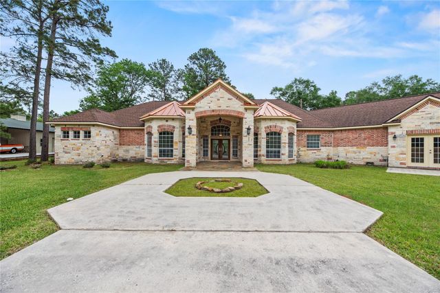 36132 Quiet Forest, Magnolia, TX 77355