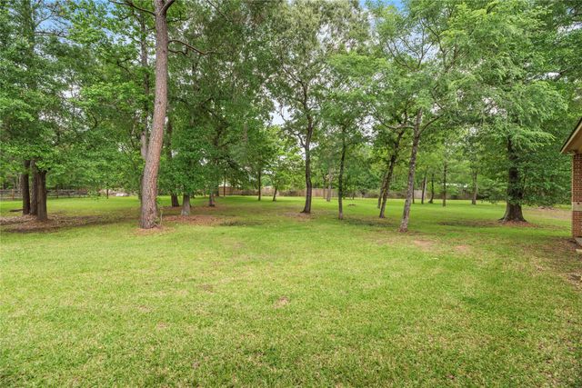 36132 Quiet Forest, Magnolia, TX 77355