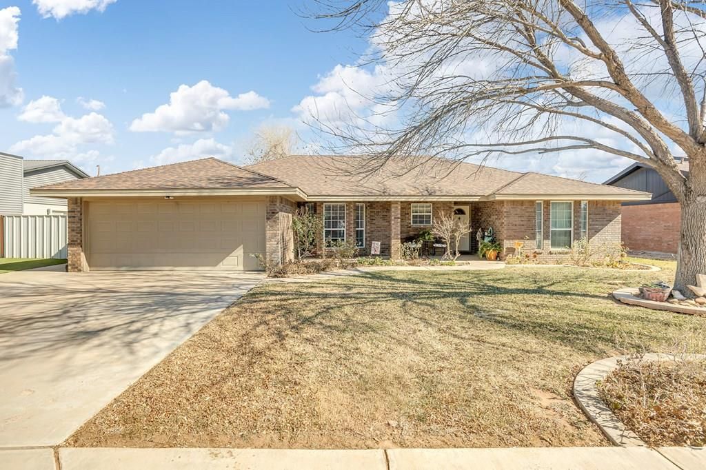 1210 Bellaire, Andrews, TX 79714