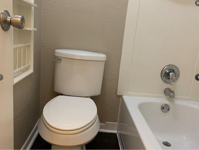 2200 Cypress Landing C-12, Houston, TX 77090