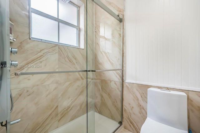 102 Riverwalk Cir, Sunrise, FL 33326