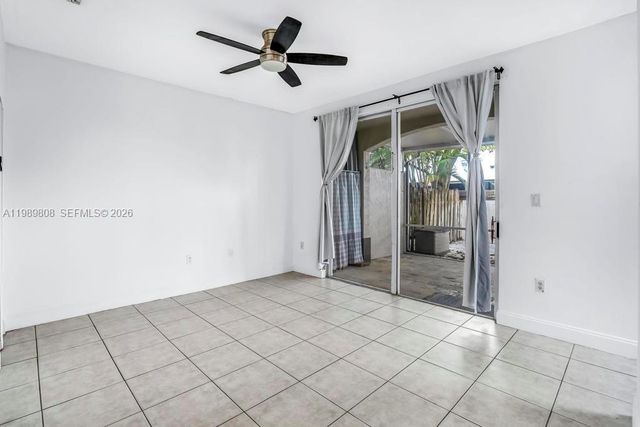 102 Riverwalk Cir, Sunrise, FL 33326