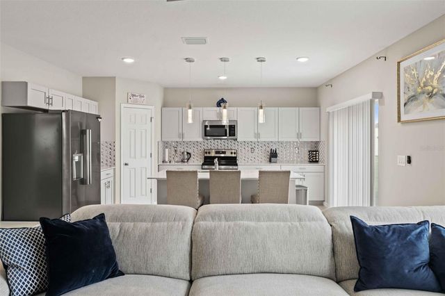 7512 WALLFLOWER TRAIL, Wesley Chapel, FL 33545