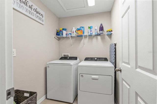 7512 WALLFLOWER TRAIL, Wesley Chapel, FL 33545