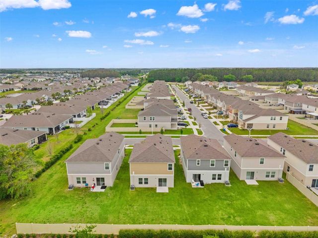 7512 WALLFLOWER TRAIL, Wesley Chapel, FL 33545