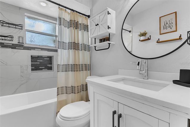 686 MOSS DRIVE, Altamonte Springs, FL 32714