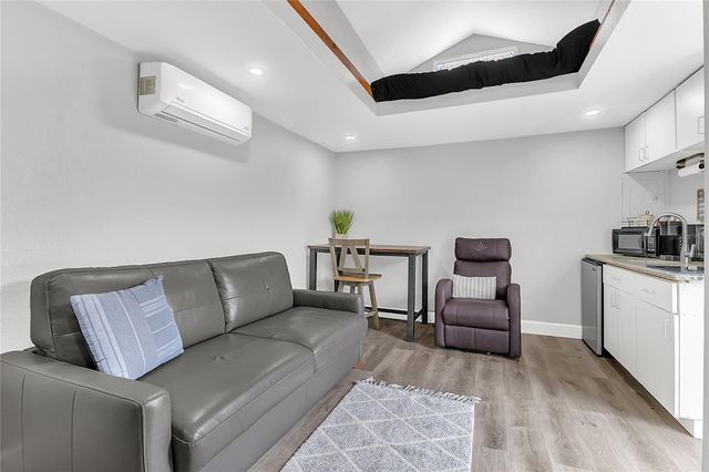 686 MOSS DRIVE, Altamonte Springs, FL 32714