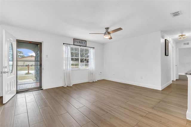 686 MOSS DRIVE, Altamonte Springs, FL 32714