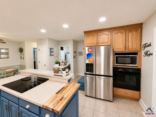 206 Jasmine Way, Bonaire, GA 31005