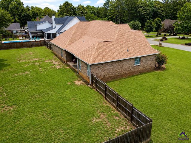 206 Jasmine Way, Bonaire, GA 31005