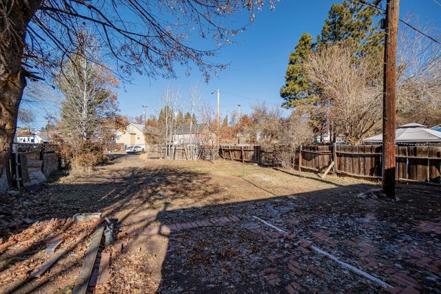 727 Roseway Drive, Klamath Falls, OR 97601