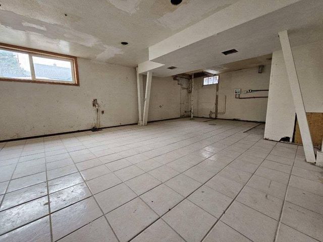 727 Roseway Drive, Klamath Falls, OR 97601