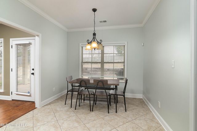 1390 E Lake Front Drive, Hernando, MS 38632