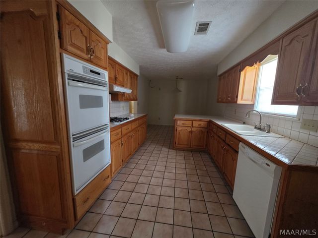 4507 W LISA Court, Montgomery, AL 36106