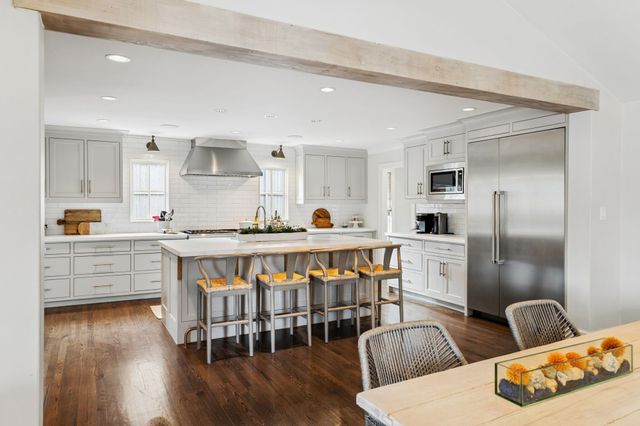 7114 Azalea Lane, Dallas, TX 75230